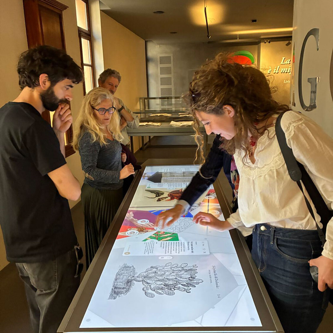 Sopralluogo all'Orto e al Museo Botanico di Padova con la prof.ssa Elena Canadelli, associata in Storia della Scienza, Dipartimento di Scienze Storiche, Geografiche e dell'Antichità (DiSSGeA), Università degli Studi di Padova, alla dott.ssa Maria Barbara Liccardi, e al prof. Tommaso Anfodillo, responsabile del Centro Studi per l'Ambiente Alpino di S. Vito di Cadore - Foto Teresa De Toni